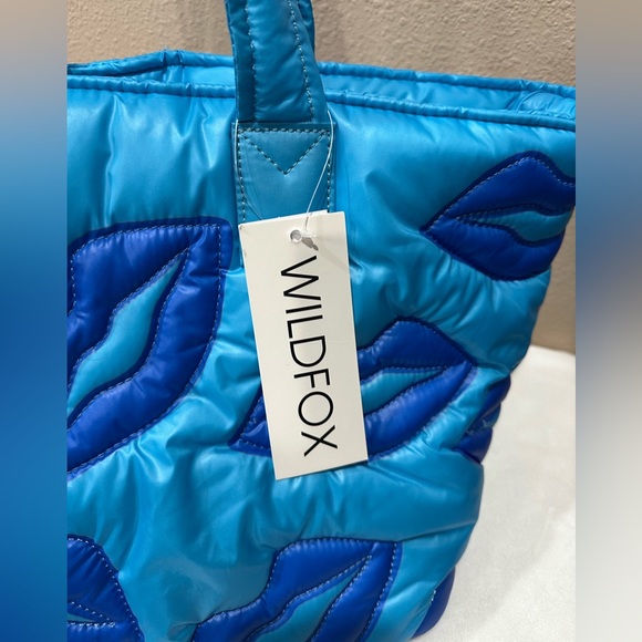 Wildfox Turquoise and Blue Lips Tote Bag - Picture 3 of 9